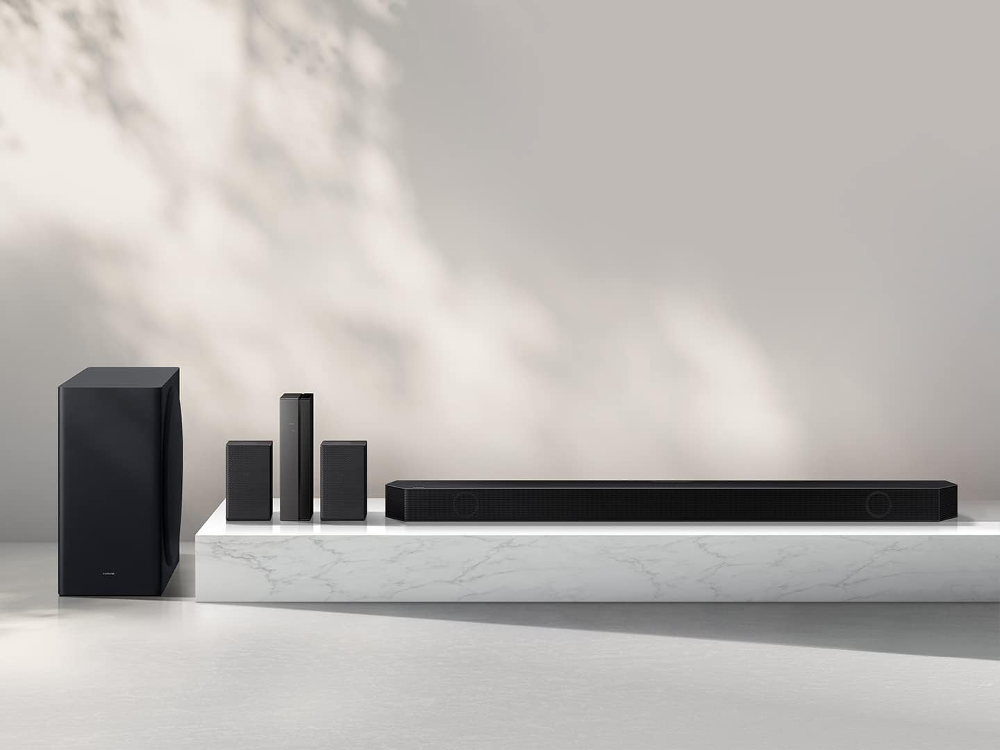 Exploring the Samsung Soundbar with Adaptive Sound Technology